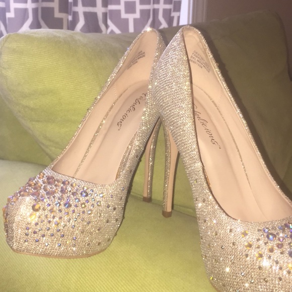 Dazzle shoes by fabulicious - Picture 3 of 3